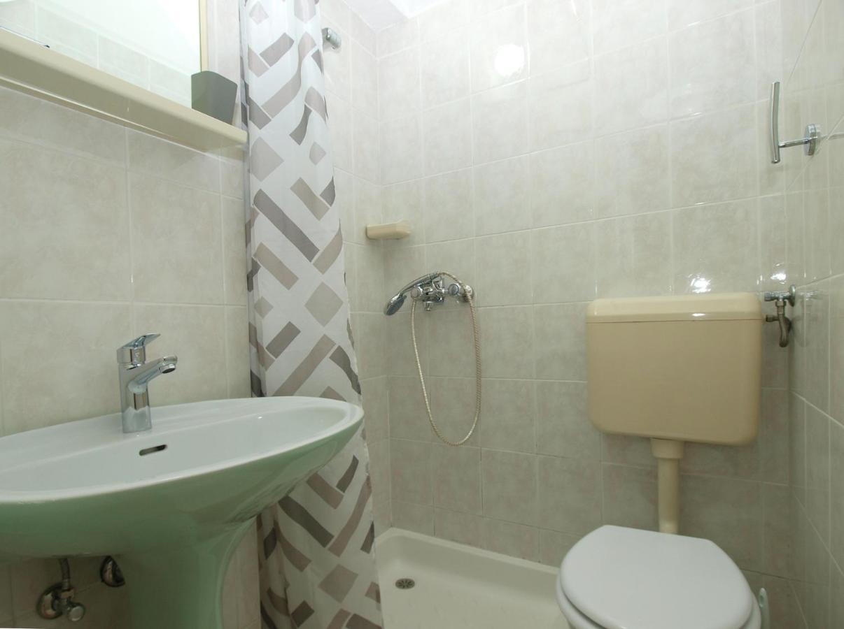 Apartemnts Guido 762 Apartman Pjescana Uvala Kültér fotó