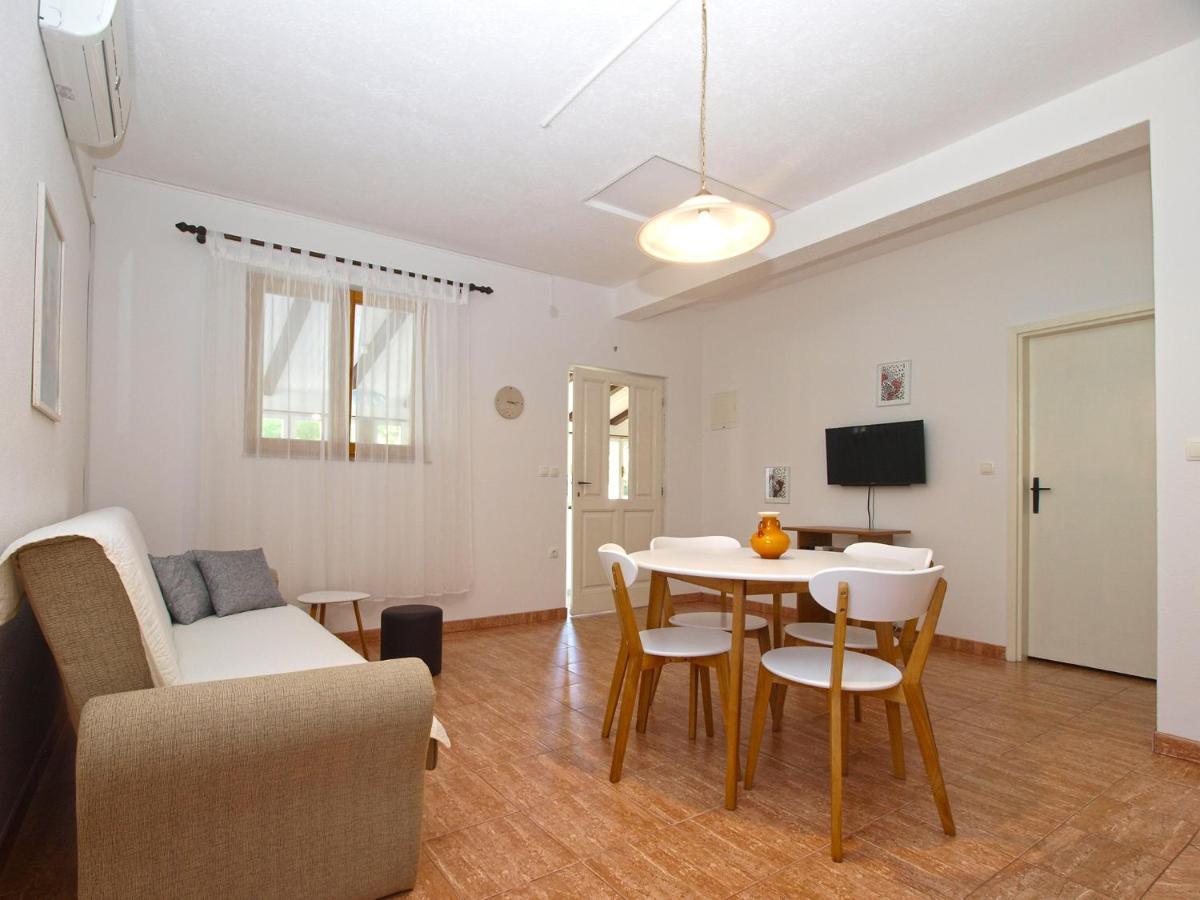 Apartemnts Guido 762 Apartman Pjescana Uvala Kültér fotó