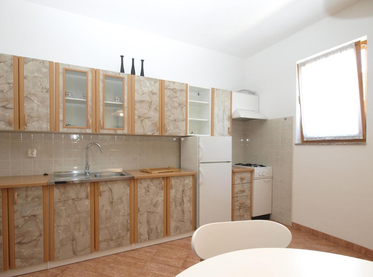 Apartemnts Guido 762 Apartman Pjescana Uvala Kültér fotó