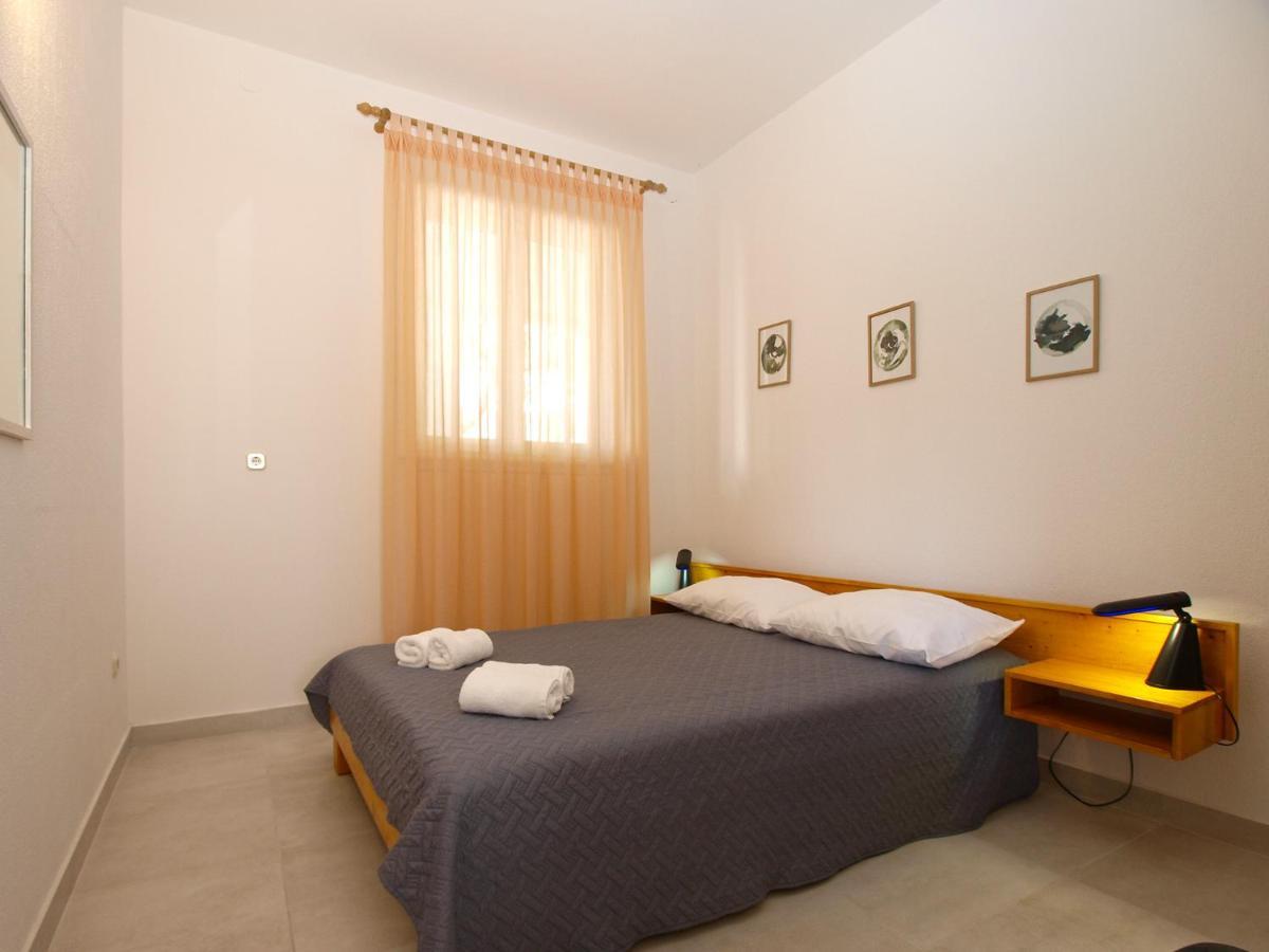Apartemnts Guido 762 Apartman Pjescana Uvala Kültér fotó
