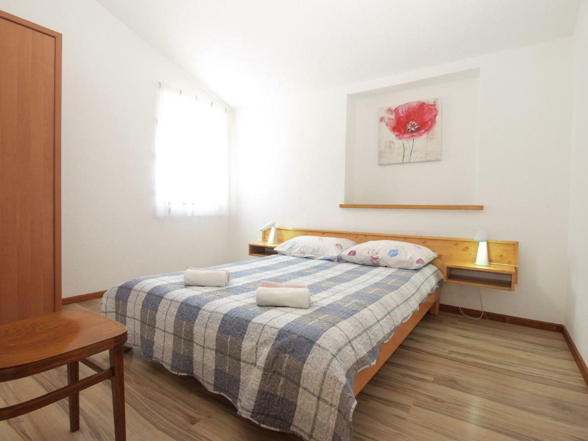 Apartemnts Guido 762 Apartman Pjescana Uvala Kültér fotó