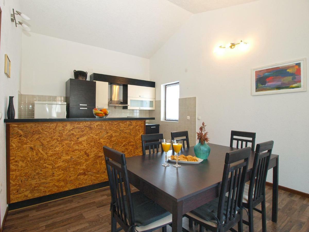 Apartemnts Guido 762 Apartman Pjescana Uvala Kültér fotó